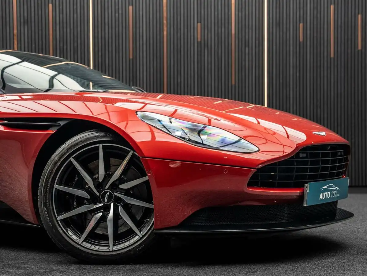 2020-aston-martin-db11-40-v8-503bhp-big-10