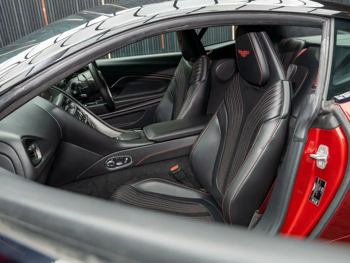 2020-aston-martin-db11-40-v8-503bhp-big-34