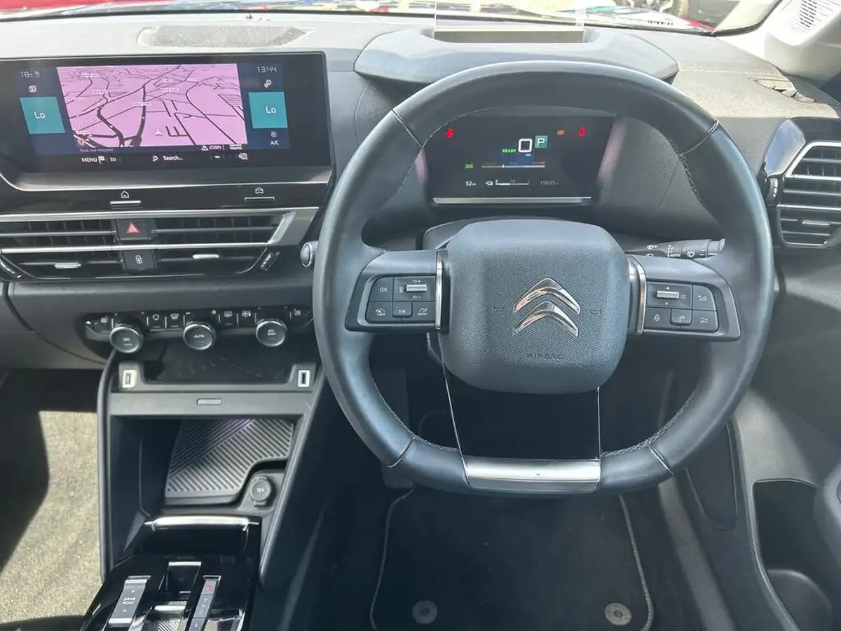 2022-citroen-c4-e-shine-plus-big-14