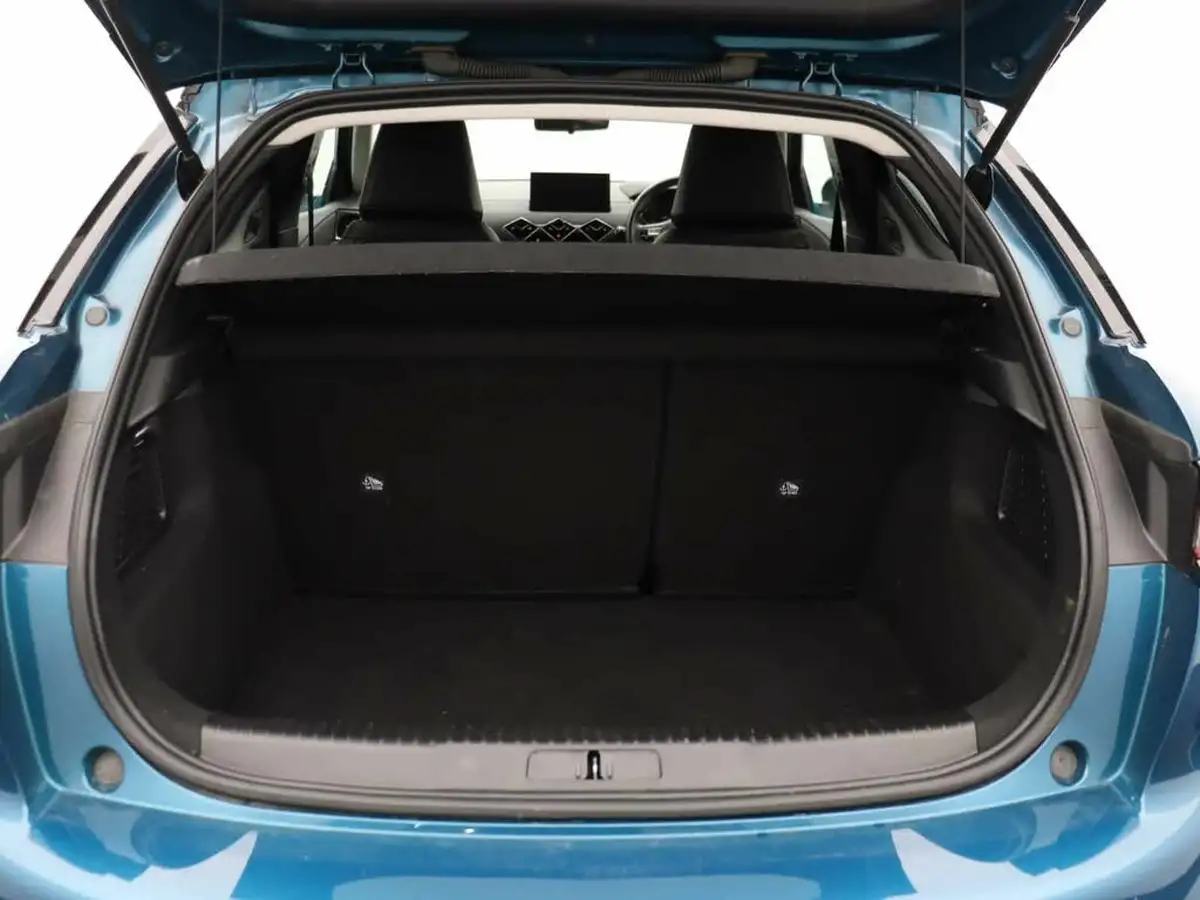 2023-ds-ds-3-crossback-15-bluehdi-bastille-big-10