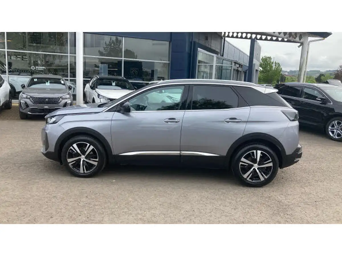 2022-peugeot-3008-suv-12-puretech-gt-big-22