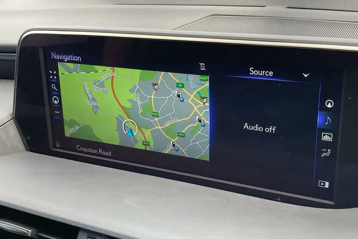 2021-lexus-es-300h-25-es-218bhp-without-navigation-big-19
