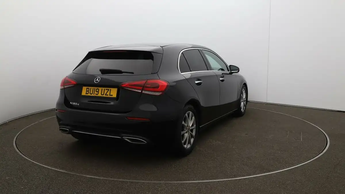 2019-mercedes-benz-a-class-15d-a180d-sport-premium-hatchback-5d-7g-dct-big-47