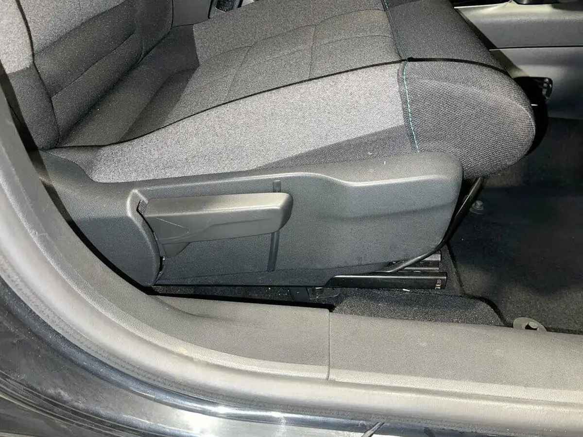 2020-citroen-c4-cactus-15bluehdi-flair-100ps-big-5
