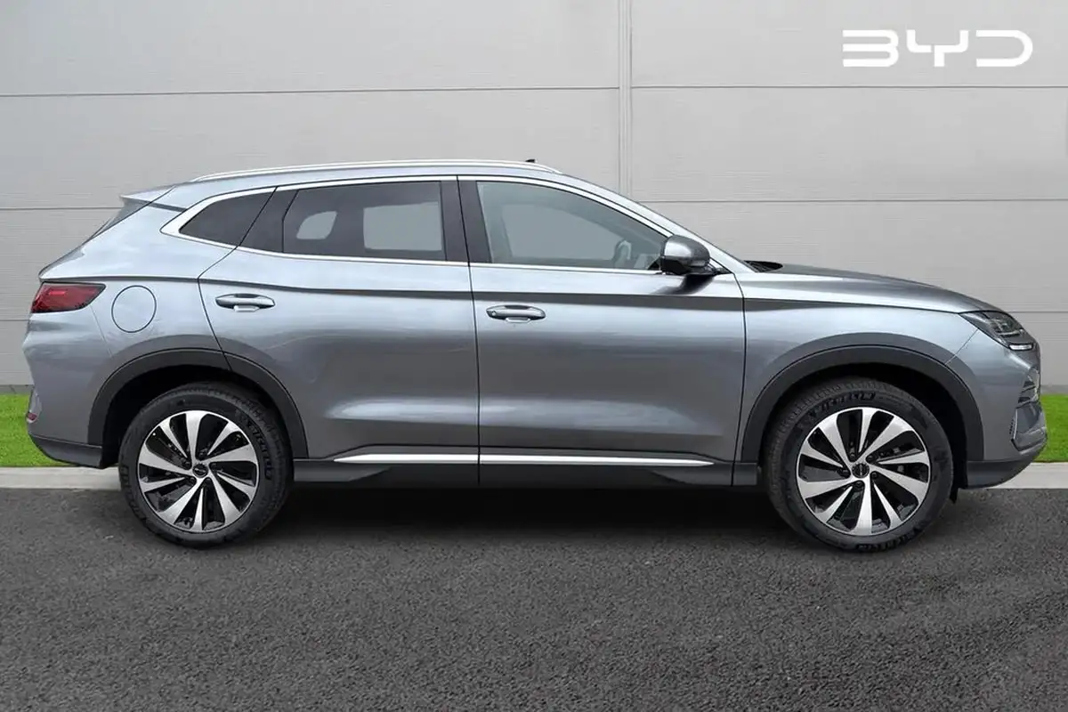 2025-byd-seal-15-design-big-2