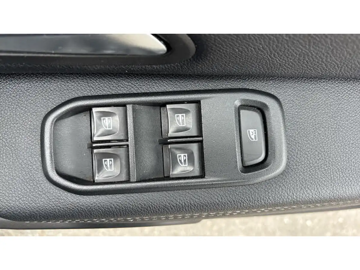 2019-dacia-duster-13-tce-prestige-150bhp-1333cc-big-29
