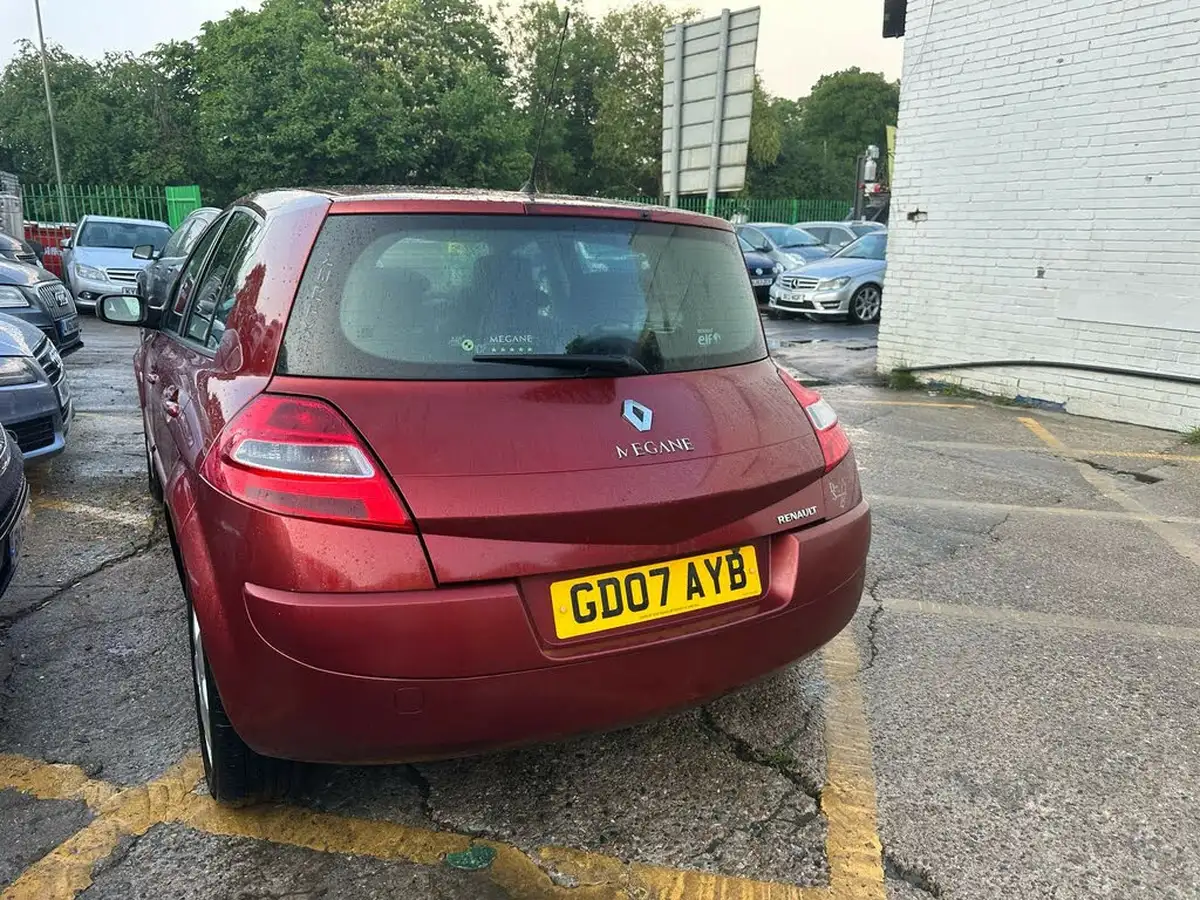 2007-renault-megane-16-extreme-hatchback-5d-big-1