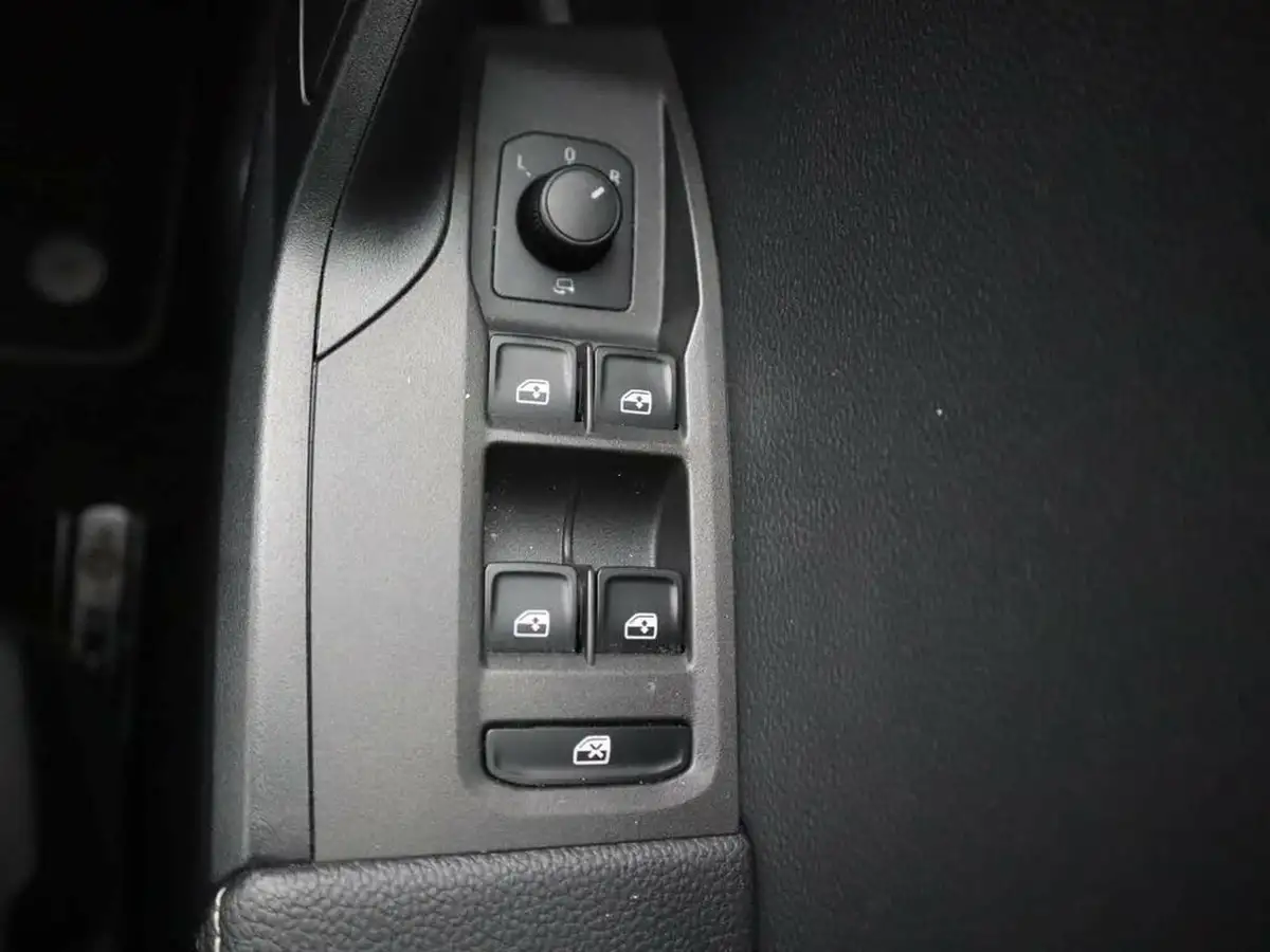 2020-seat-ibiza-10-tsi-xcellence-95ps-big-25