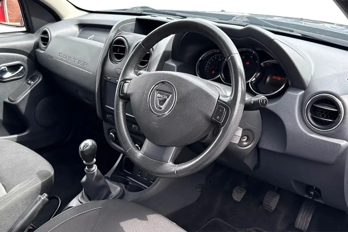 2017-dacia-duster-15dci-prestige-big-13