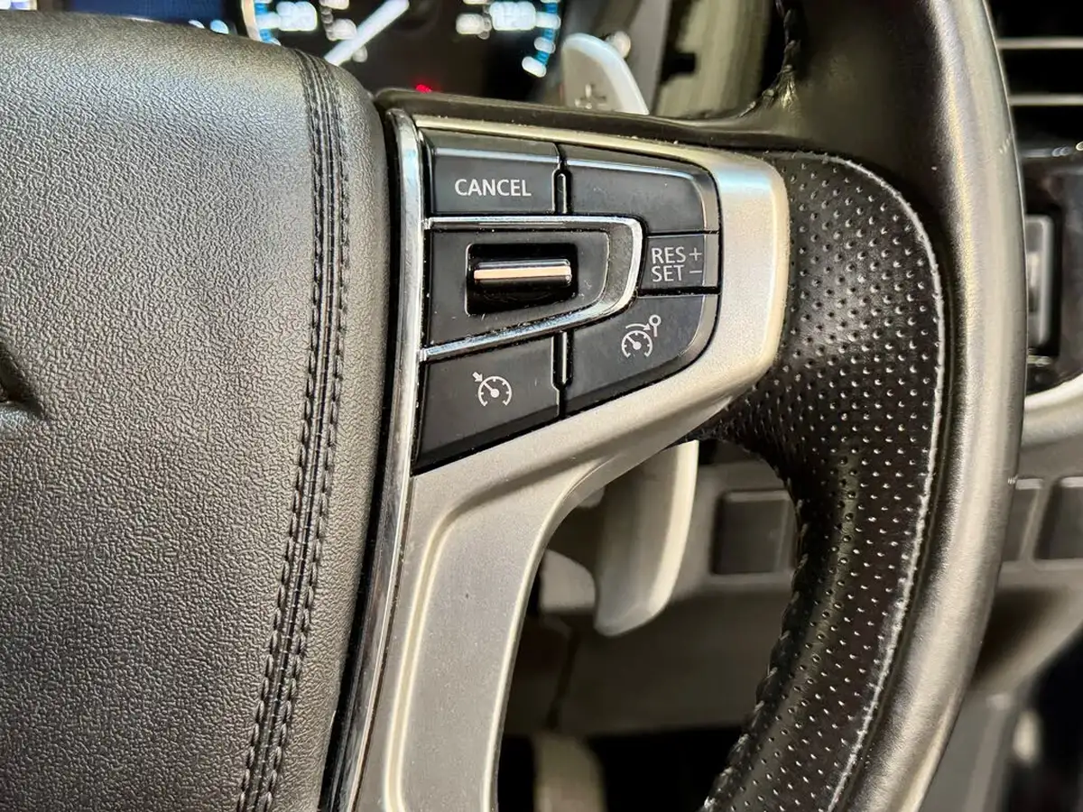 2020-mitsubishi-outlander-24-reflex-plus-commercial-big-23