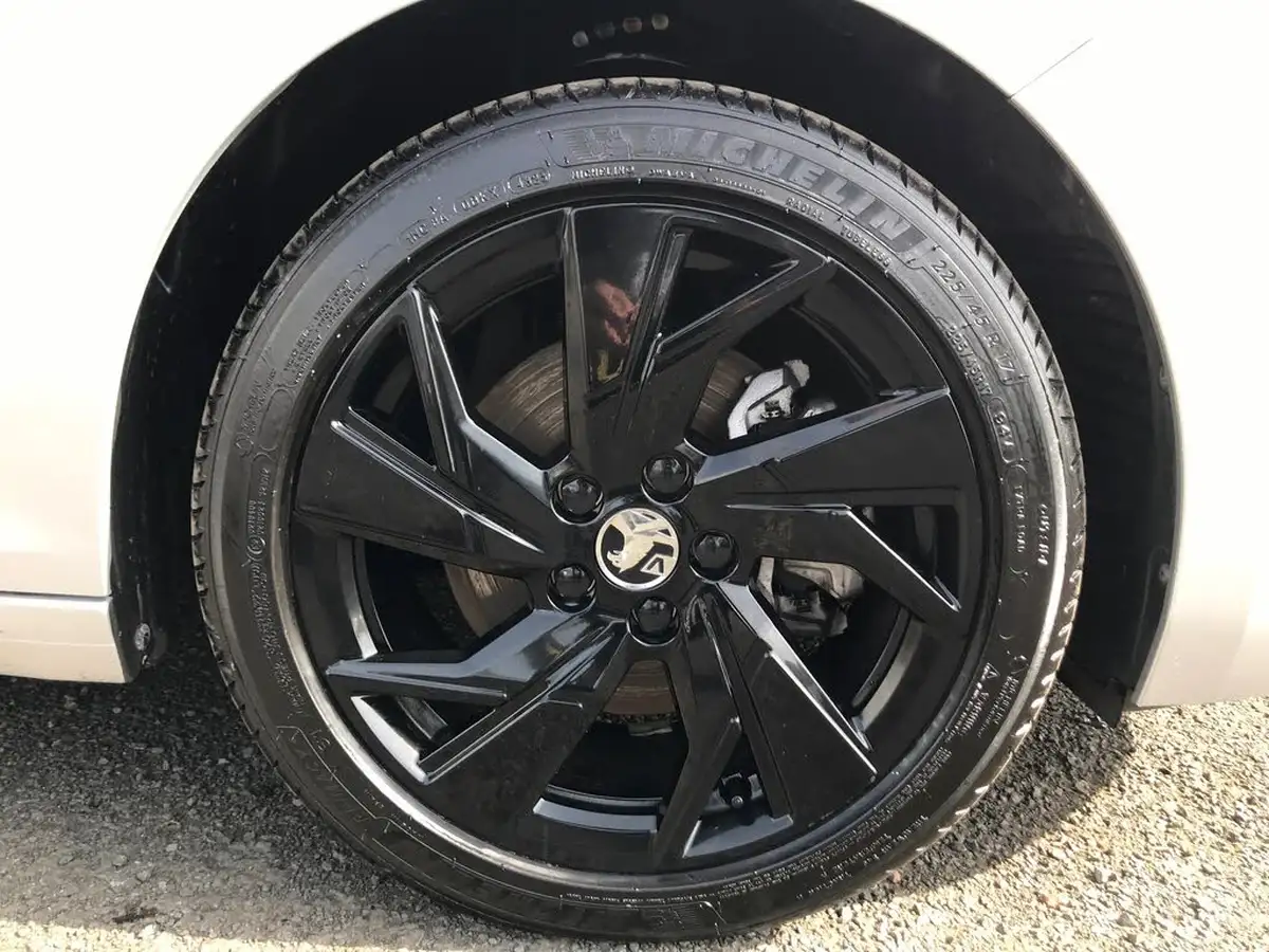 2024-vauxhall-astra-12-turbo-gs-130ps-sport-tourer-big-11