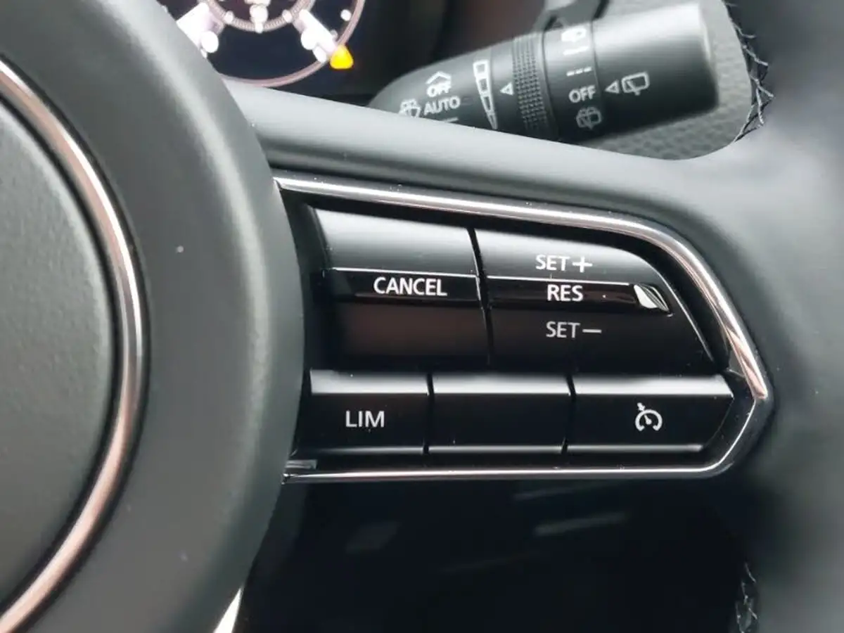2024-mazda-cx-60-25-e-skyactiv-exclusive-line-big-15