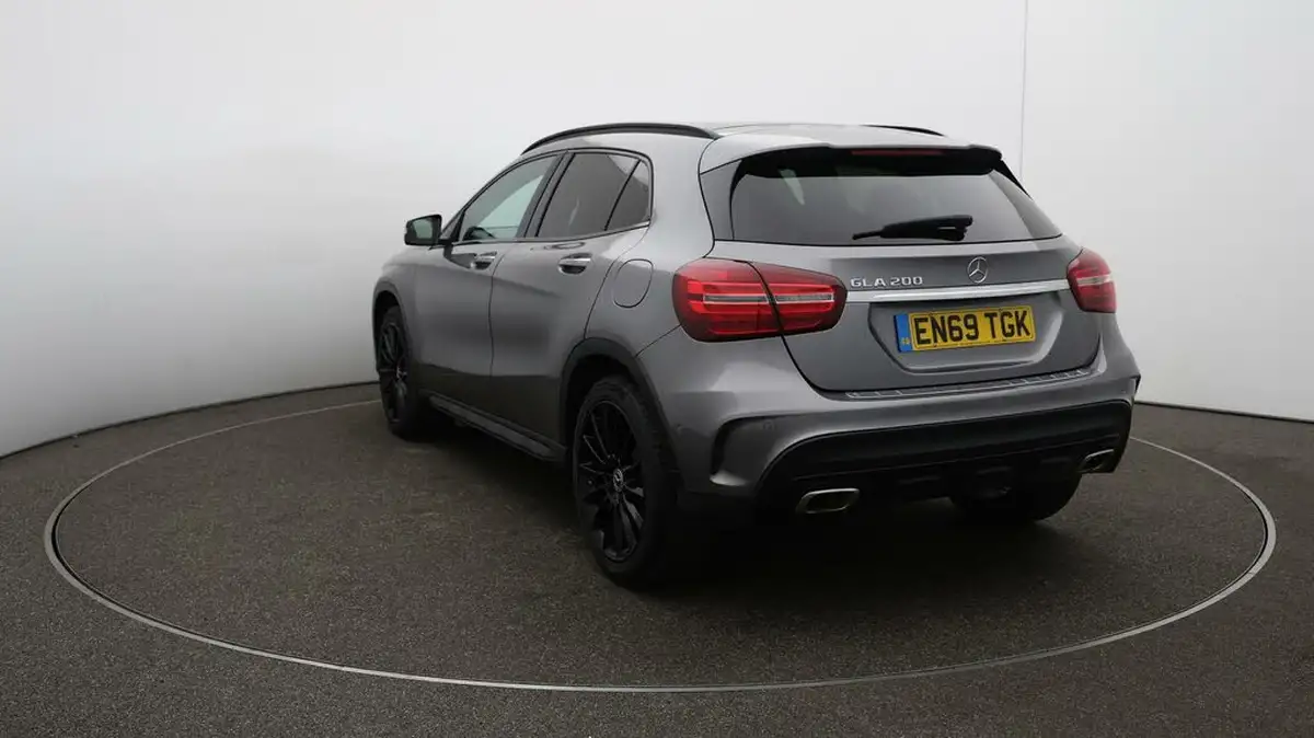 2020-mercedes-benz-gla-class-16-gla-200-amg-line-edition-plus-7g-dct-big-55