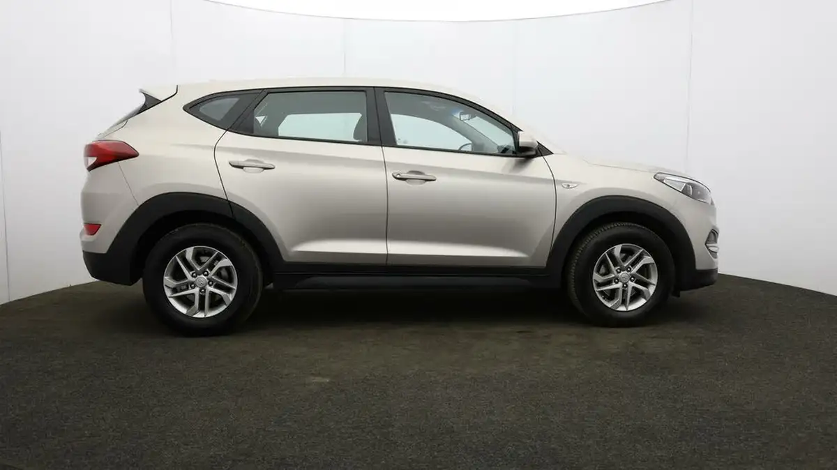 2018-hyundai-tucson-17crdi-blue-drive-s-big-43