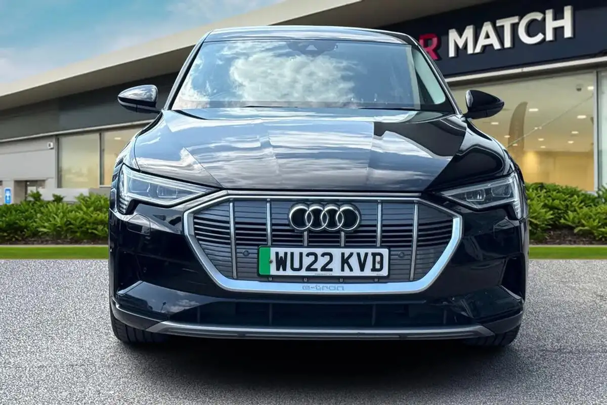 2022-audi-e-tron-50e-technik-station-wagon-big-5