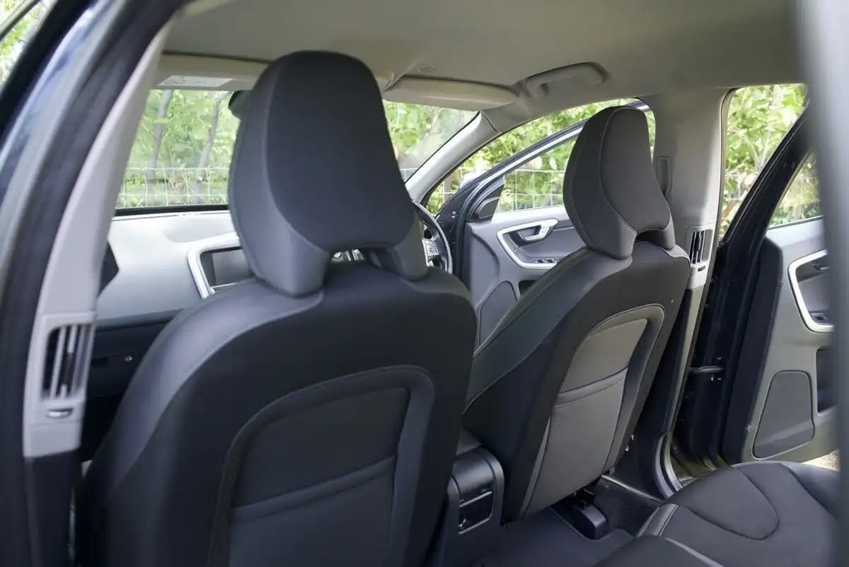 2014-volvo-xc60-24td-d4-se-181bhp-nav-geartronic-big-61
