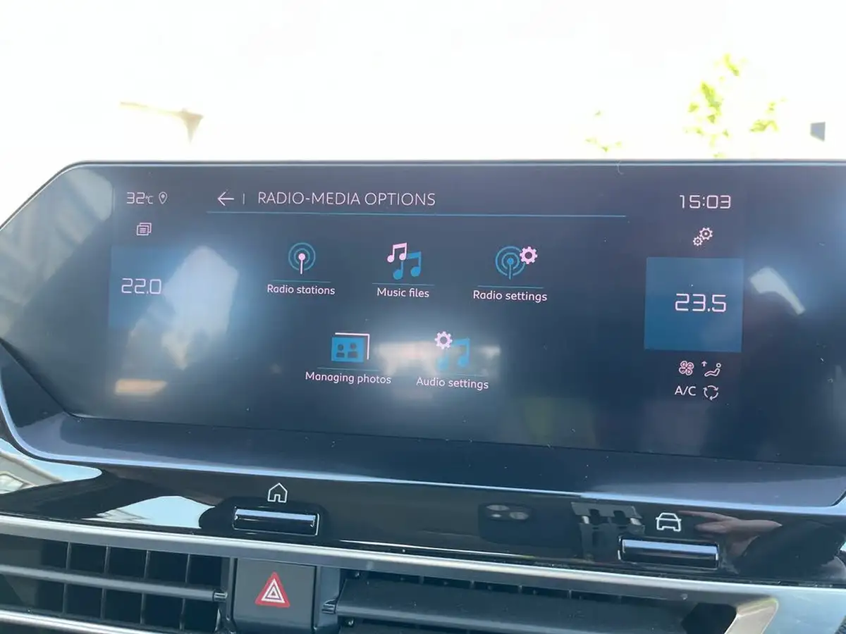 2022-citroen-c4-12-puretech-sense-plus-big-28