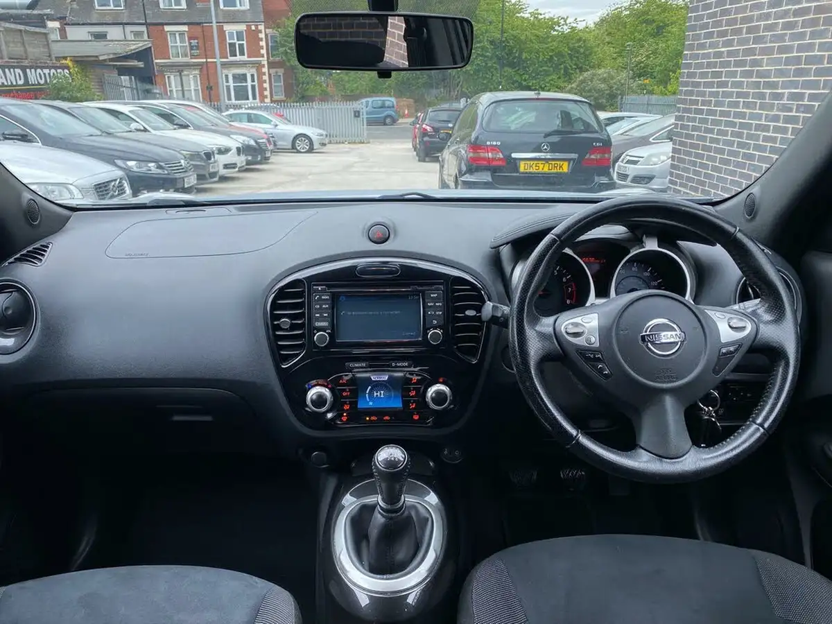2014-nissan-juke-12-acenta-premium-big-17