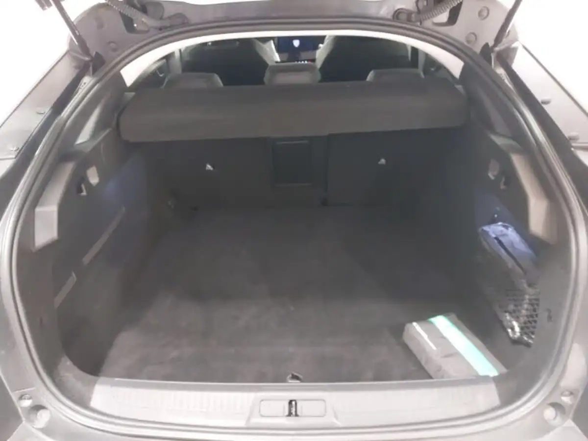 2023-peugeot-408-12-puretech-allure-premium-big-7