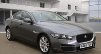 2015 Jaguar XE 2.0TD Prestige (180ps) Auto