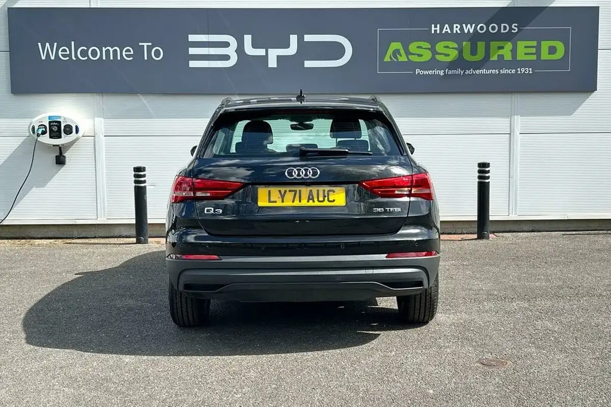 2022-audi-q3-15-35-tfsi-technik-cod-s-tronic-big-8