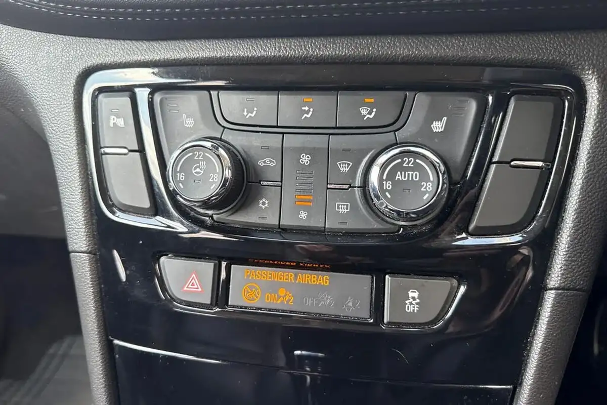 2018-vauxhall-mokka-x-14i-16v-turbo-elite-nav-140ps-1364cc-auto-big-21