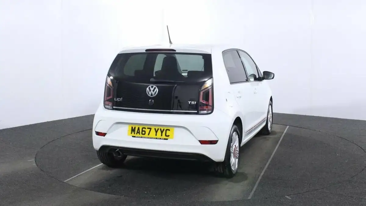 2017-volkswagen-up-10-up-beats-90ps-3d-big-6