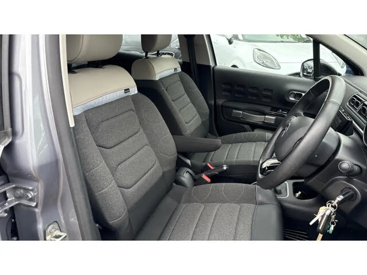 2022-citroen-c3-12-puretech-saint-james-83ps-big-38