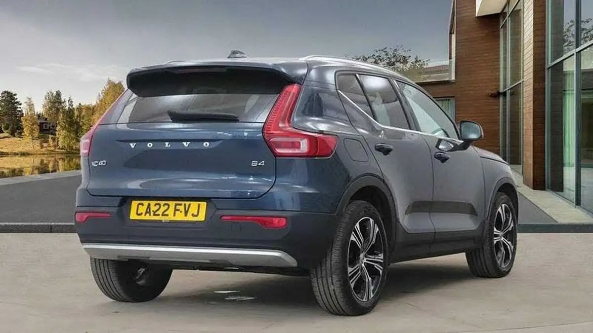 2022-volvo-xc40-20-b4-inscription-awd-big-2