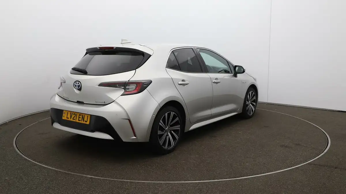 2021-toyota-corolla-18-vvt-i-design-spare-wheel-hatchback-5d-big-52
