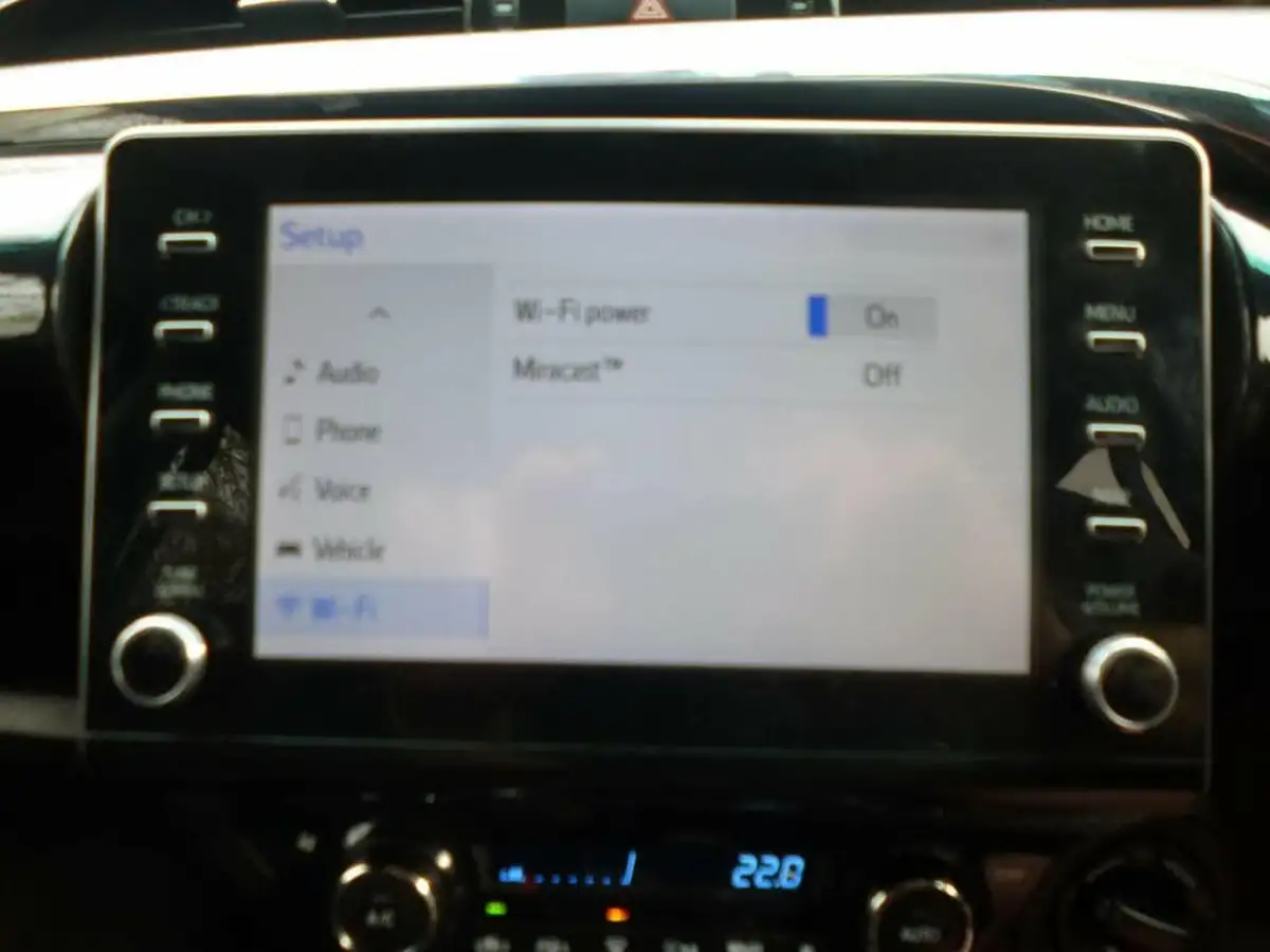 2021-toyota-hi-lux-24d-4d-invincible-150hpeu6d-big-43