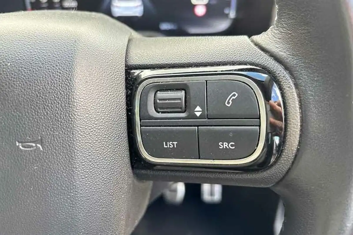 2019-citroen-c5-aircross-12-puretech-flair-plus-big-21