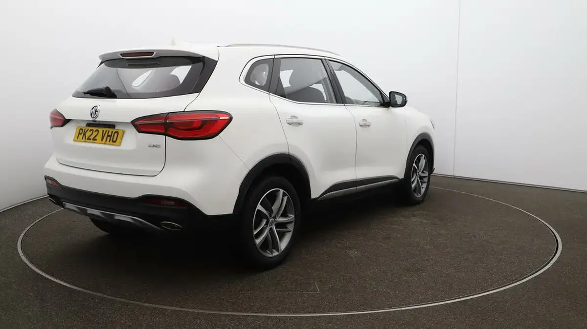 2022-mg-hs-15t-gdi-excite-162ps-dct-big-53