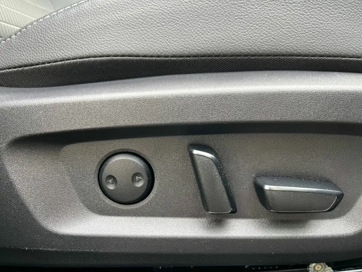 2024-nissan-qashqai-15-tekna-big-24