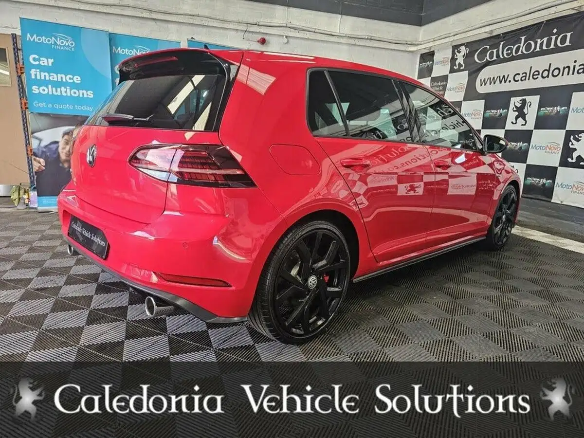 2018-volkswagen-golf-20-tsi-gti-performance-ss-5d-big-53