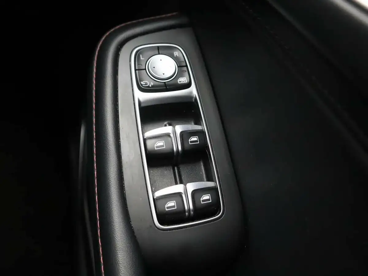 2022-mg-hs-15t-gdi-excite-162ps-dct-big-38