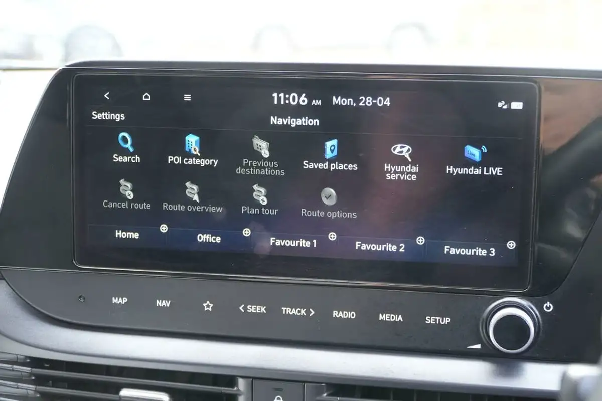 2021-hyundai-i20-10-t-gdi-premium-eclutch-imt-big-49