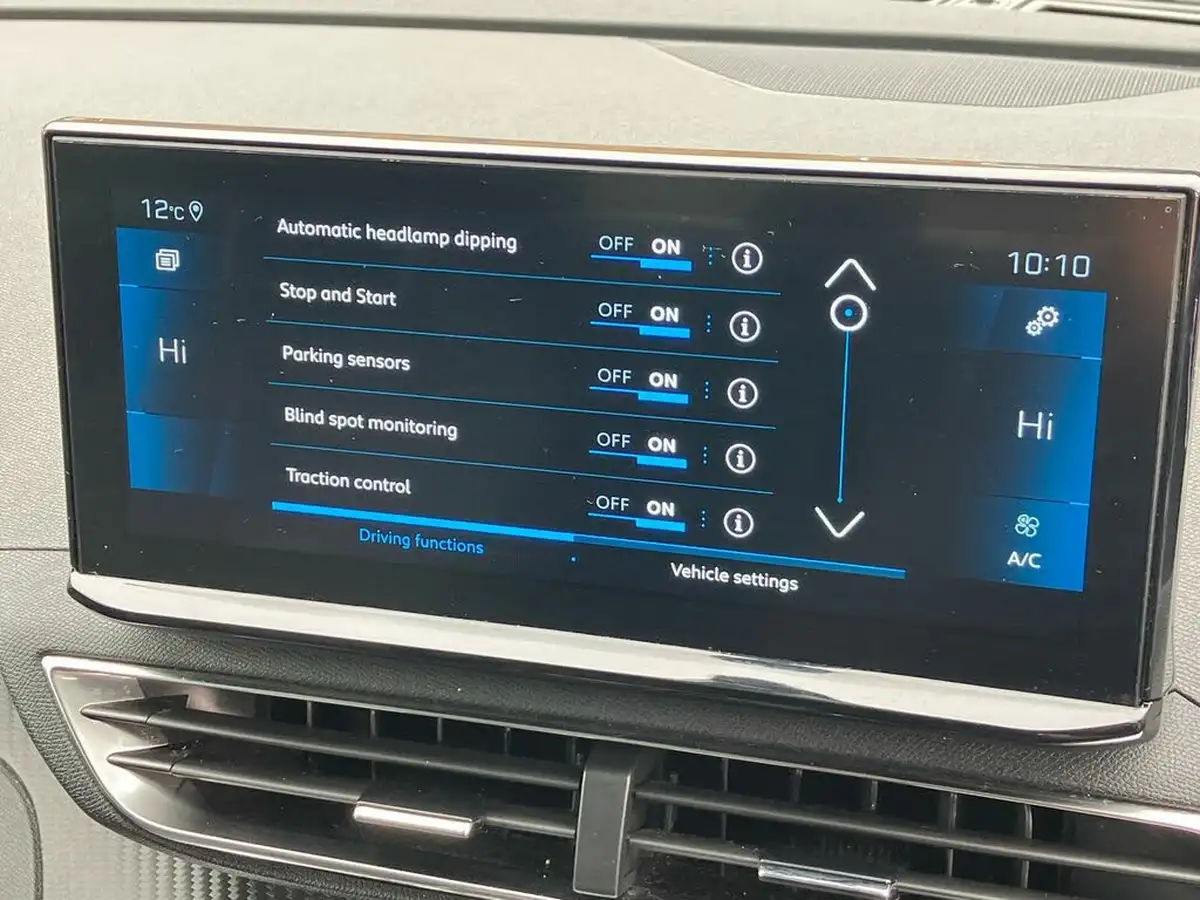 2022-peugeot-5008-suv-12-puretech-allure-eat8-big-50