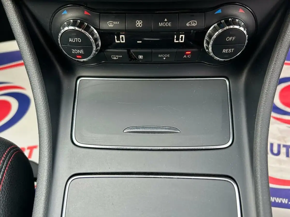 2016-mercedes-benz-cla-21d-cla-220-amg-line-4matic-coupe-4d-big-46