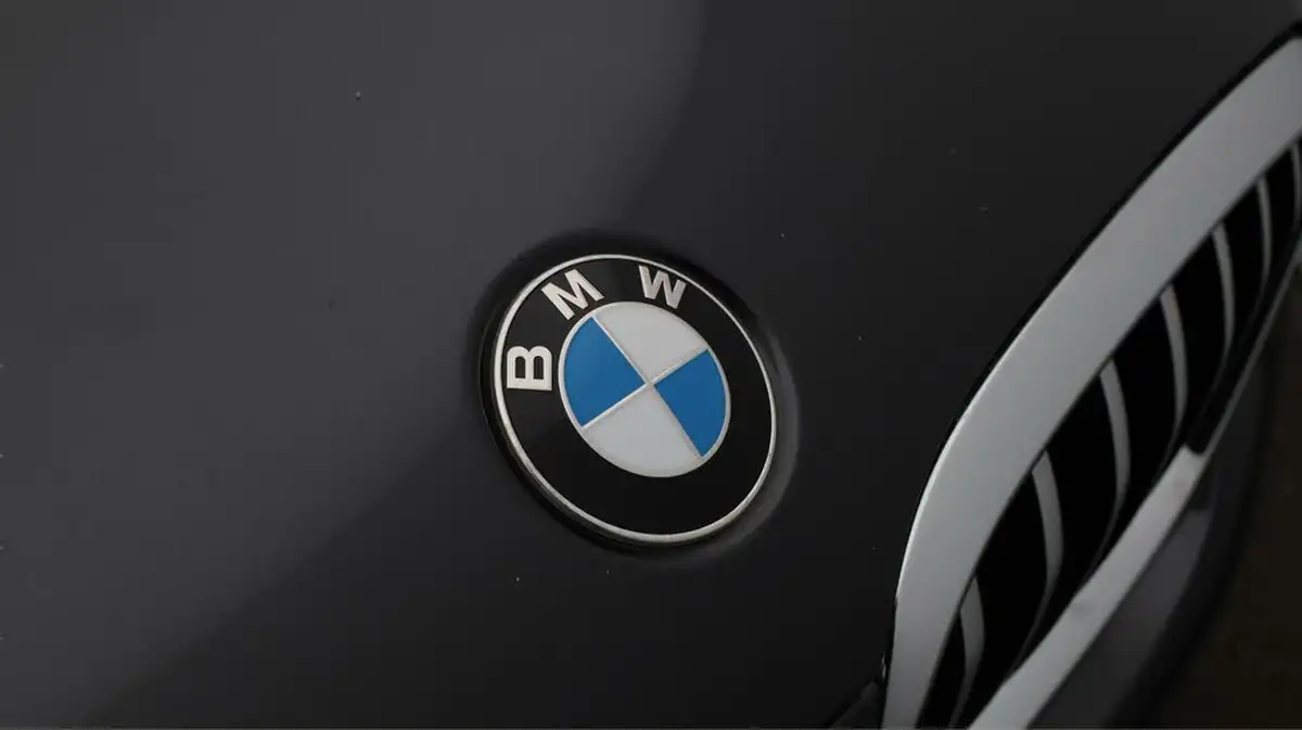 2021-bmw-x3-20-xdrive-30e-xline-big-23