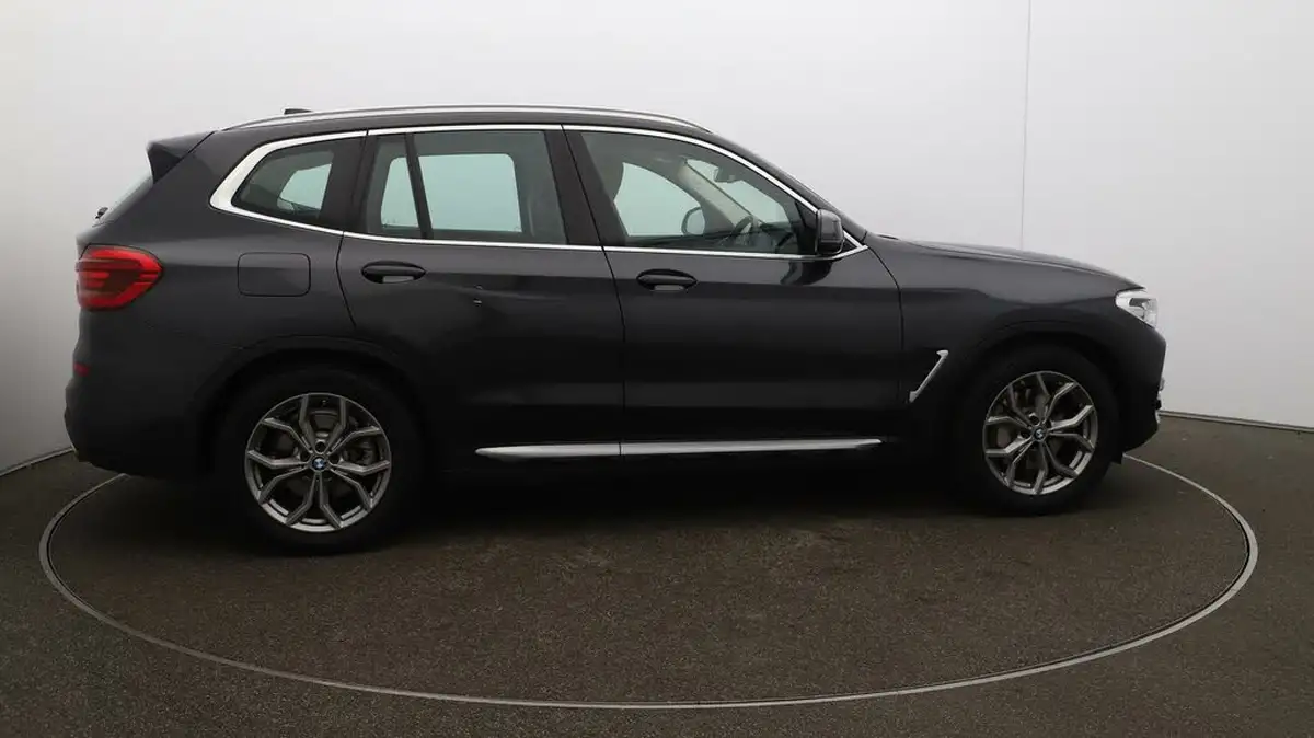 2021-bmw-x3-20-xdrive-30e-xline-big-51