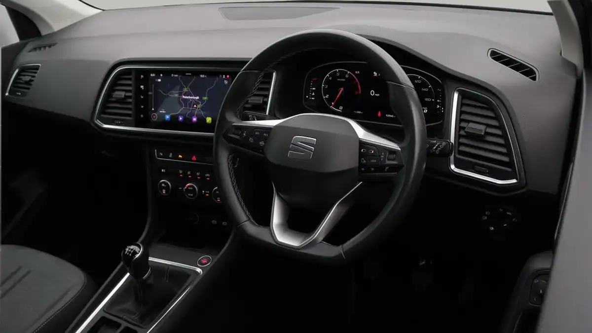 2022-seat-ateca-15-ecotsi-se-technology-big-9