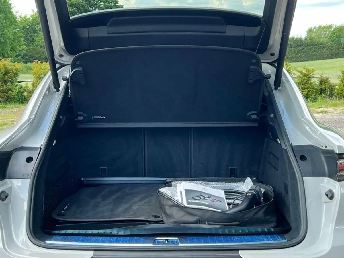 2021-porsche-cayenne-30-v6-e-hybrid-476ps-coupe-big-21