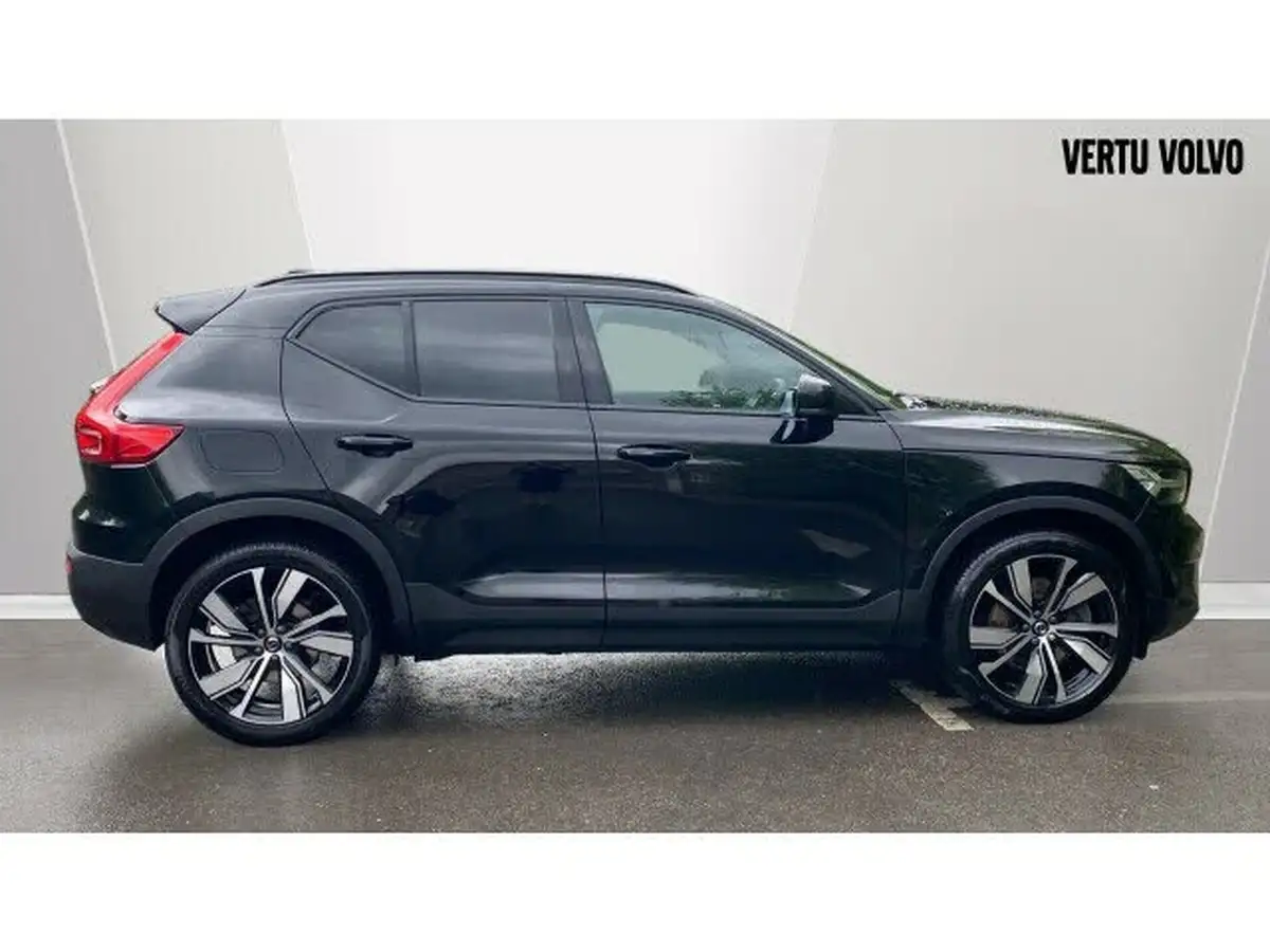 2021-volvo-xc40-15-t5-r-design-pro-258bhp-big-2