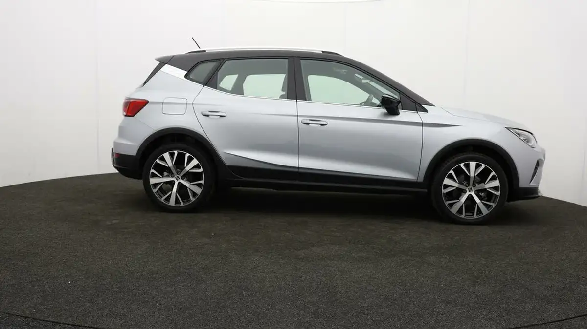 2023-seat-arona-10-tsi-xperience-lux-110ps-big-53