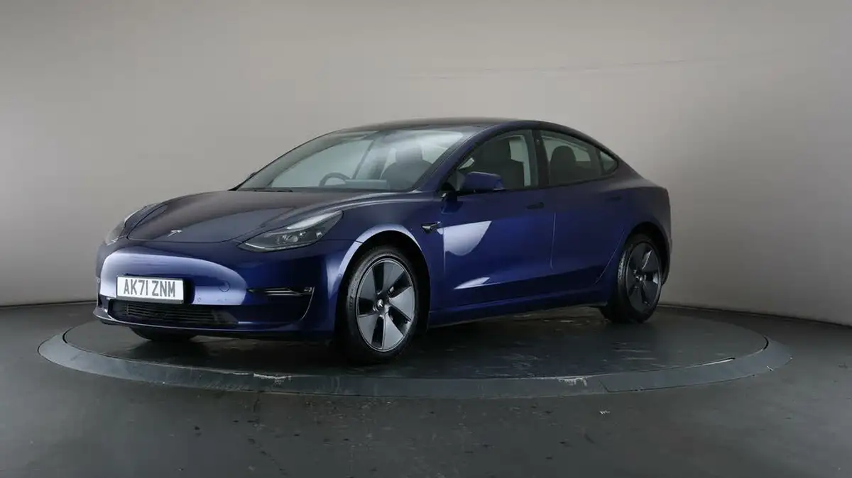 2021-tesla-model-3-e-long-range-awd-big-43