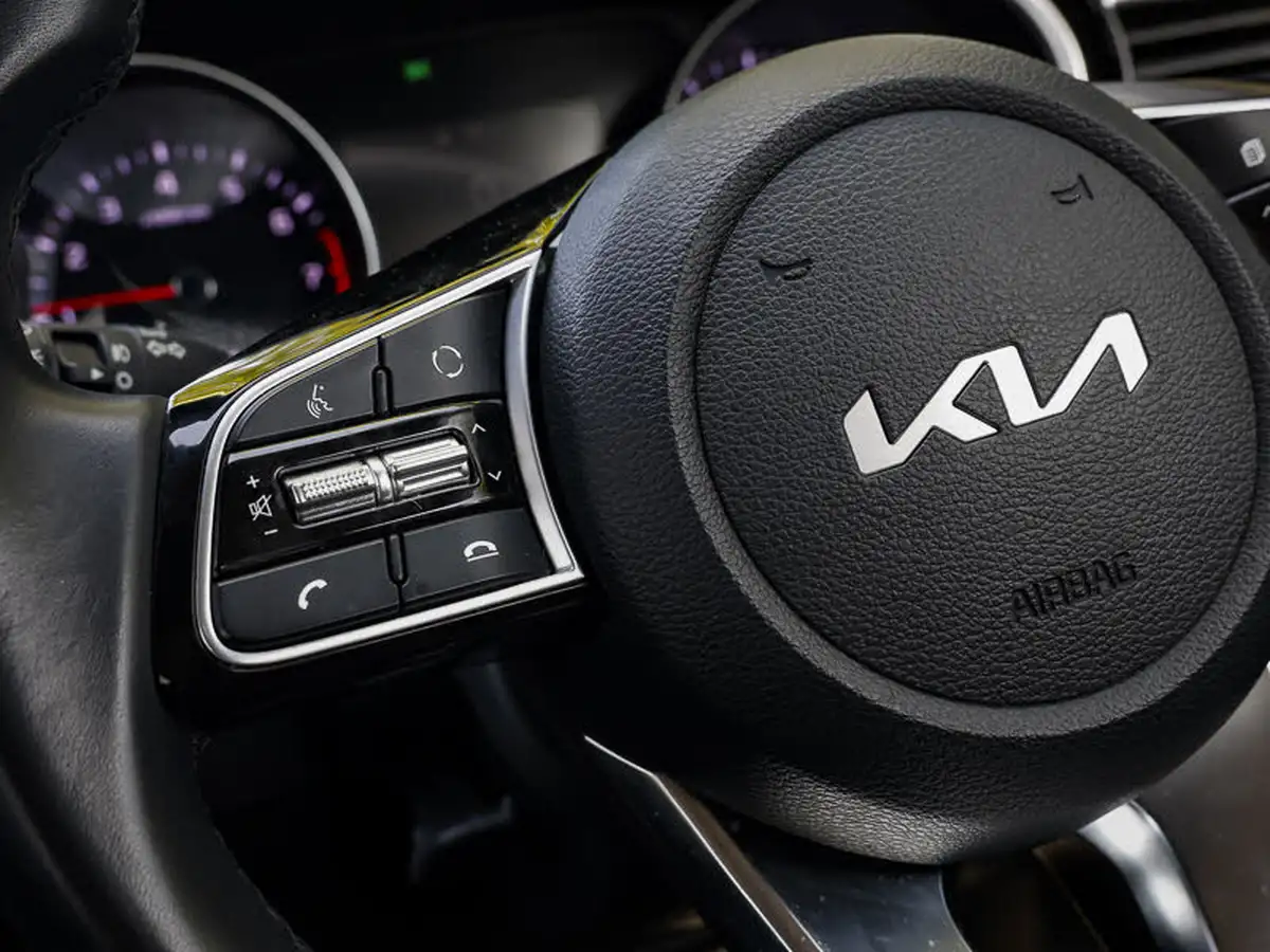 2022-kia-xceed-10-t-gdi-connect-big-15