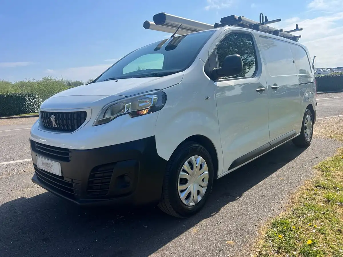 2019-peugeot-expert-15-bluehdi-professional-compact-1000-big-12