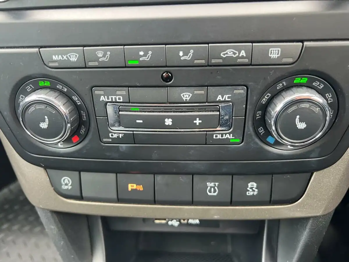 2017-skoda-yeti-outdoor-12-tsi-se-l-drive-dsg-big-23