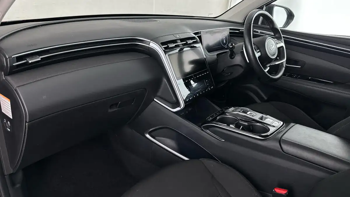 2022-hyundai-tucson-16-t-gdi-premium-265ps-4wd-phev-auto-big-9